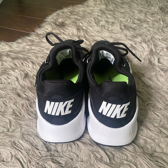 ‼️SOLD‼️Nike Runners - Picture 4 of 5